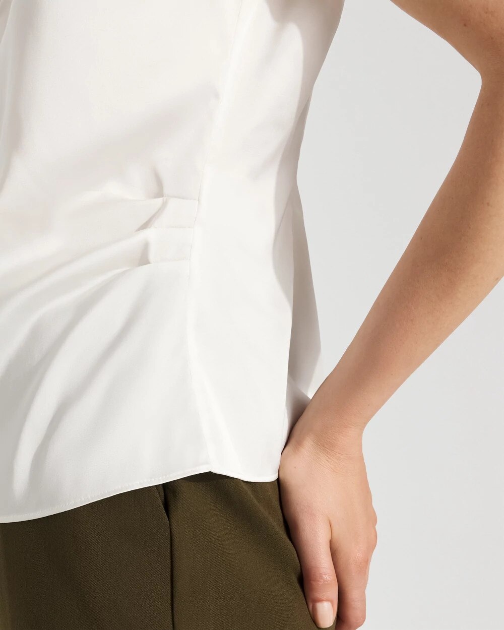 WHBM_SL20Satin20Vnk20Shell_570398277_IVO000190_OF_ALT202-1.jpeg