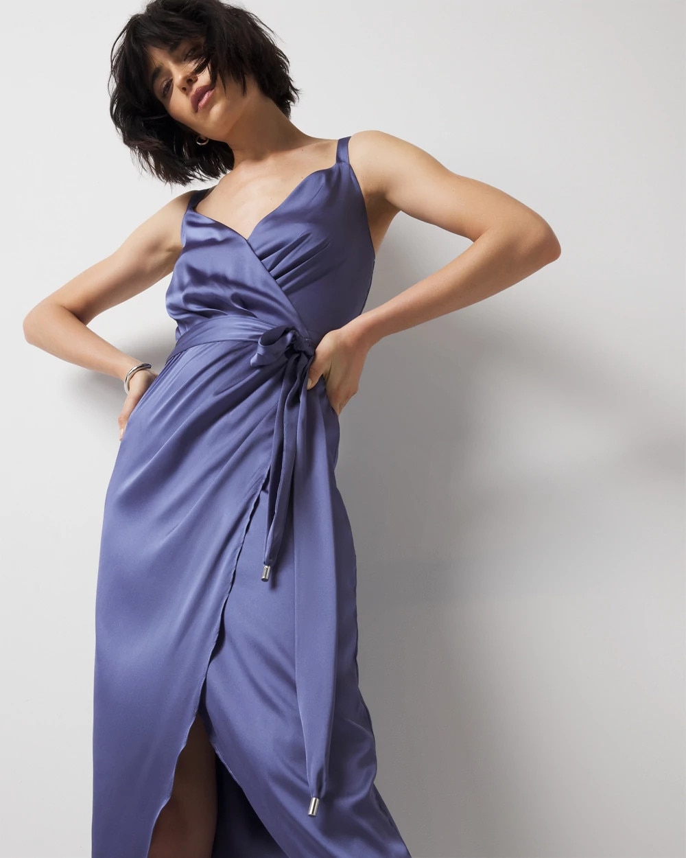 WHBM_SL20Twist20Frnt20Midi_570388113_PRP006594_OF_ALT201-1.jpeg