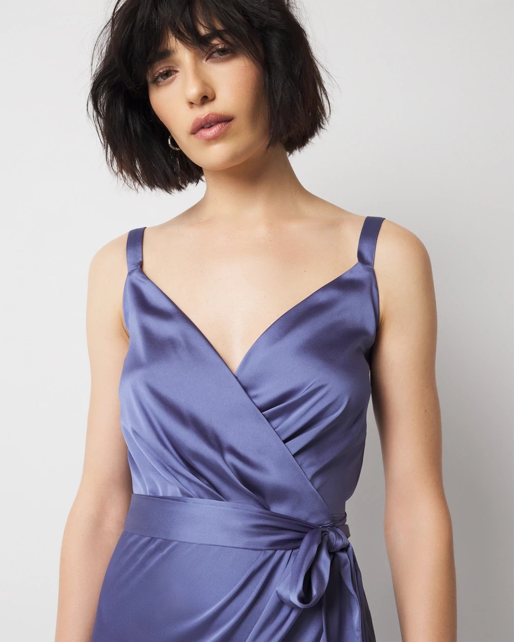 WHBM_SL20Twist20Frnt20Midi_570388113_PRP006594_OF_ALT202-1.jpeg