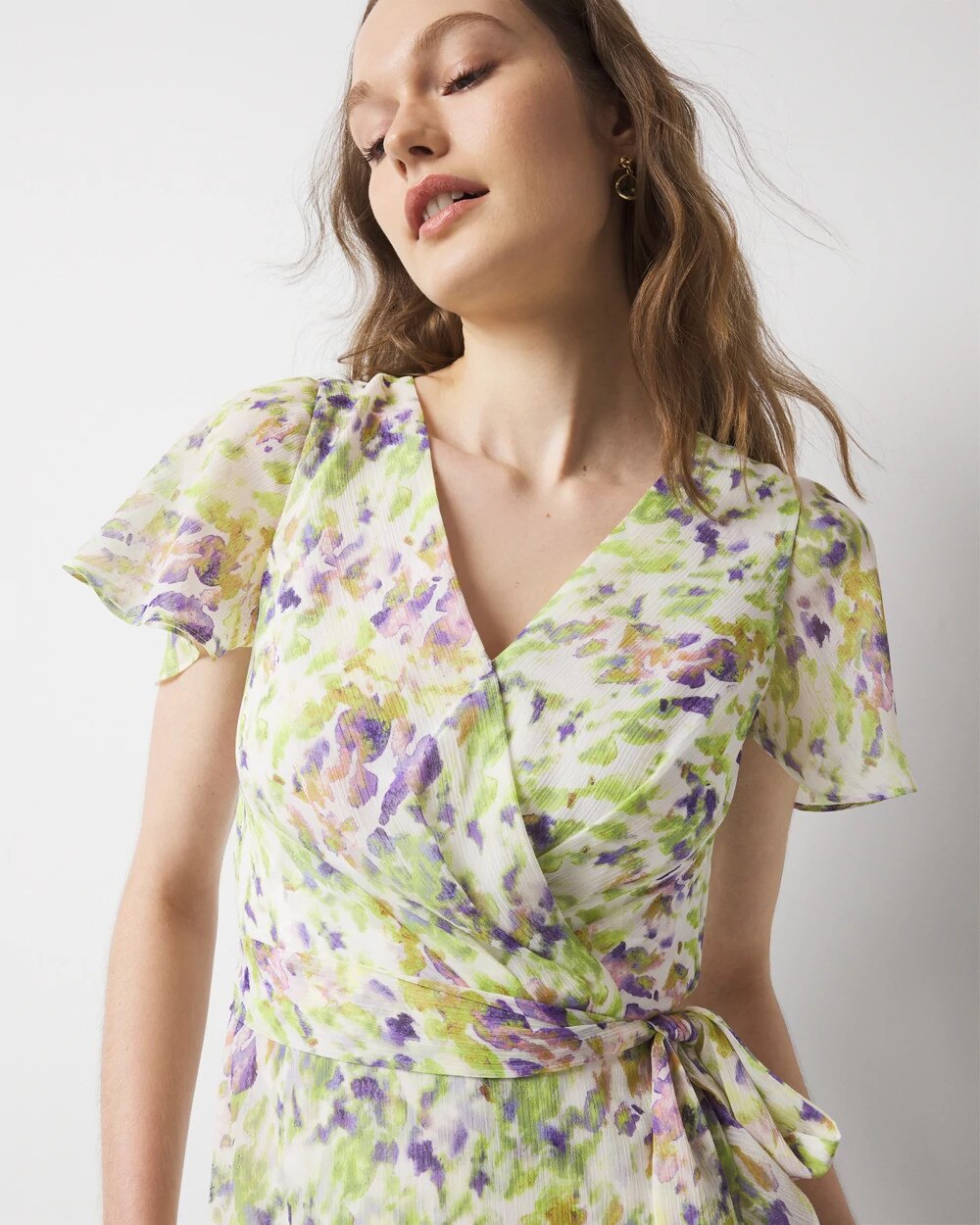 WHBM_SS20Chiffon20Wrap20Dress_570386926_IVO006614_OF_ALT202.jpeg