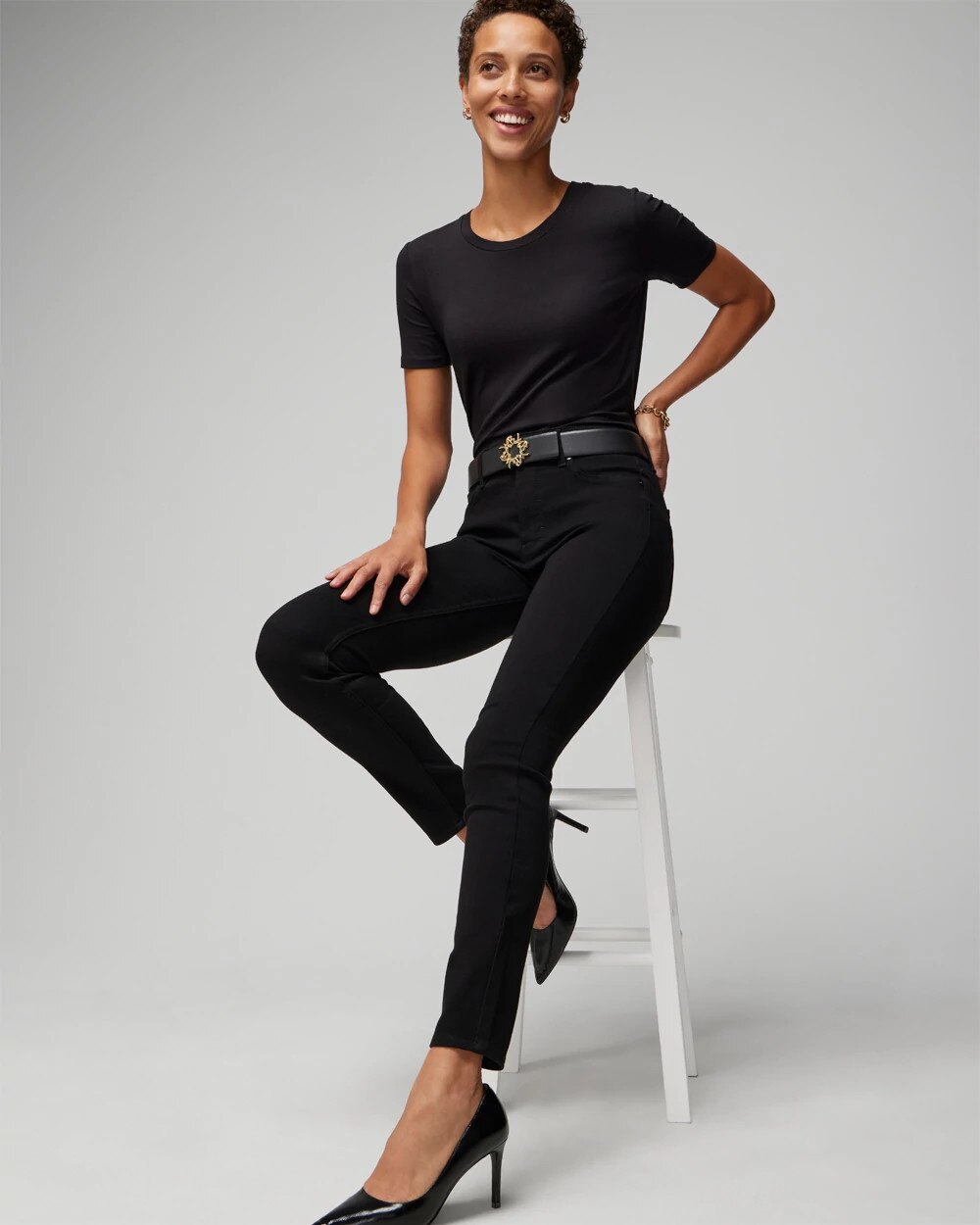 WHBM_SS20Crew20Neck20Tee_570360035_BLK000001_OF_ALT201.jpeg