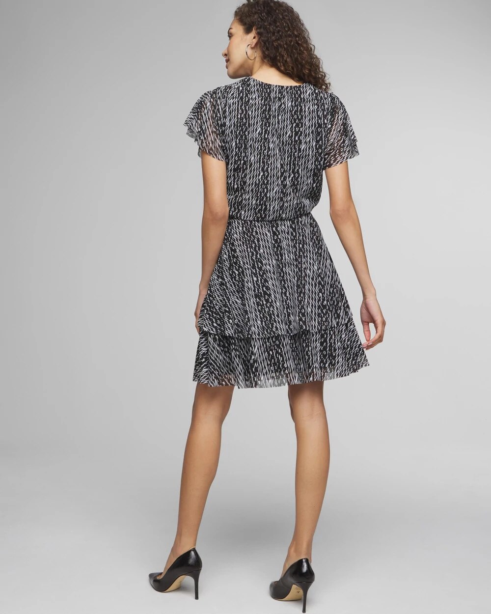 WHBM_SS20Mesh20Kimono20Mini_570365882_BLK005819_OF_ALT203.jpeg