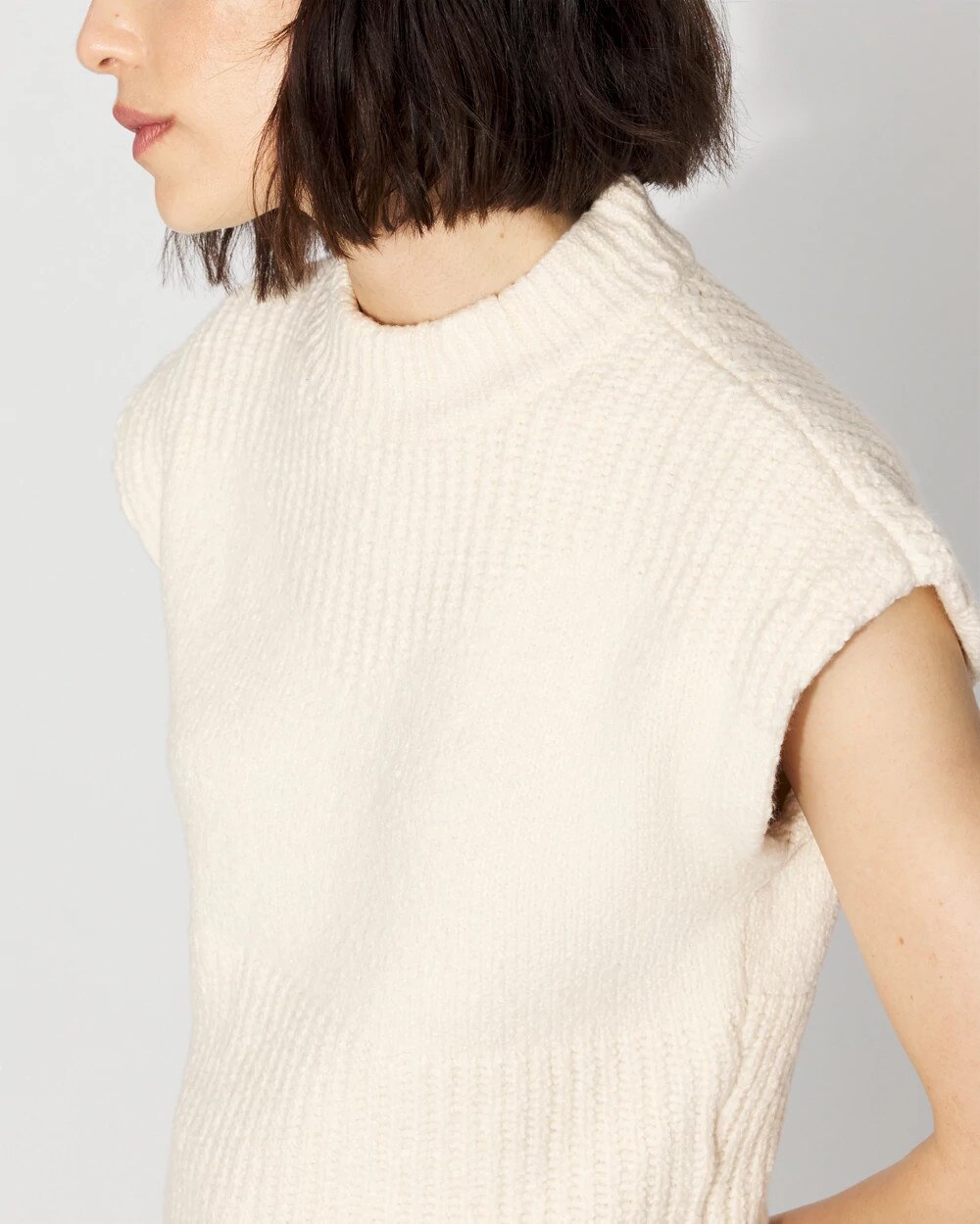 WHBM_SS20MockNk20Sweater20Vest_570398664_NEU006836_OF_ALT202.jpeg