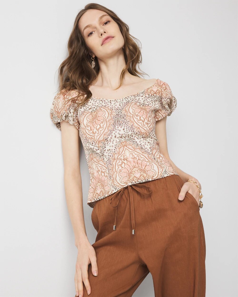 WHBM_SS20Printed20Blouse_570393421_WHT006808_OF_MAIN-3.jpeg