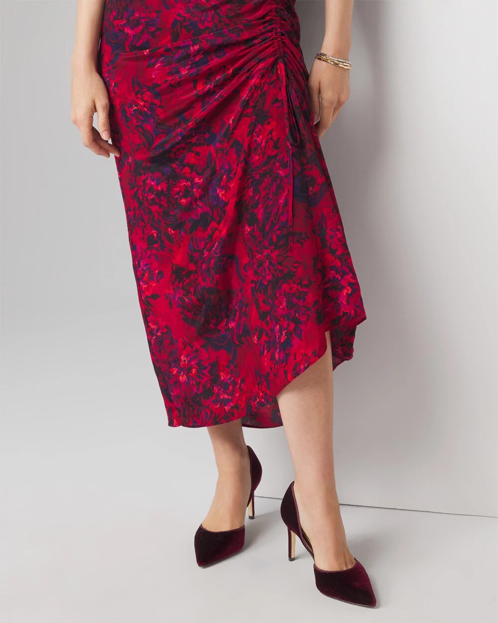 WHBM_SS20Ruched20Midi_570377848_RED006350_OF_ALT202-1.jpeg