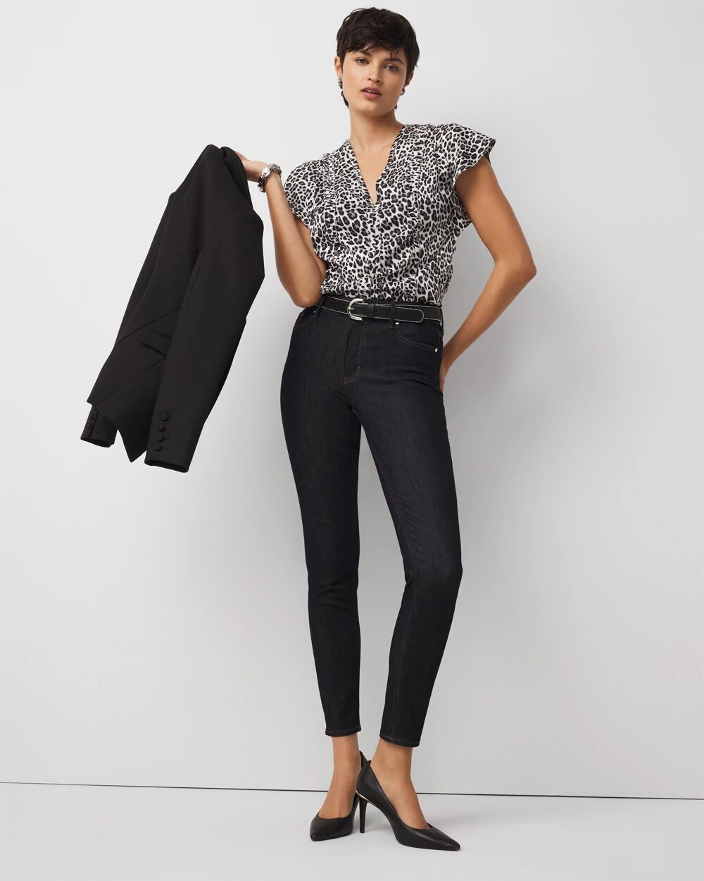 WHBM_SS20Seamed20Flttr20Slv20Satin_570400996_BLK007227_OF_ALT201-1.jpeg