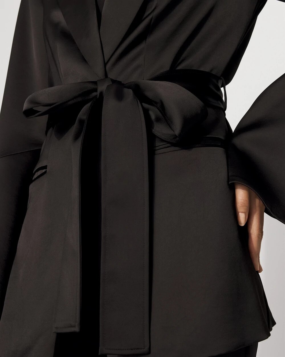 WHBM_Satin20Blazer_570398717_BLK000001_OF_ALT202.jpeg