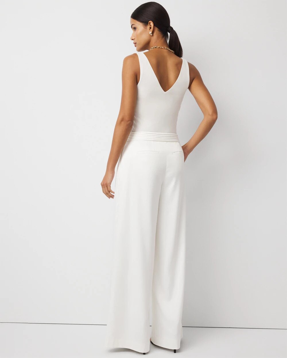 WHBM_Satin20Ultra20Wide20Leg_570399577_IVO000190_OF_ALT201.jpeg