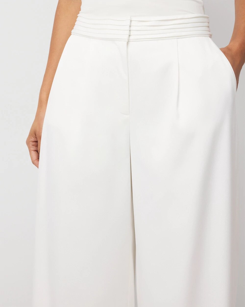 WHBM_Satin20Ultra20Wide20Leg_570399577_IVO000190_OF_ALT202.jpeg