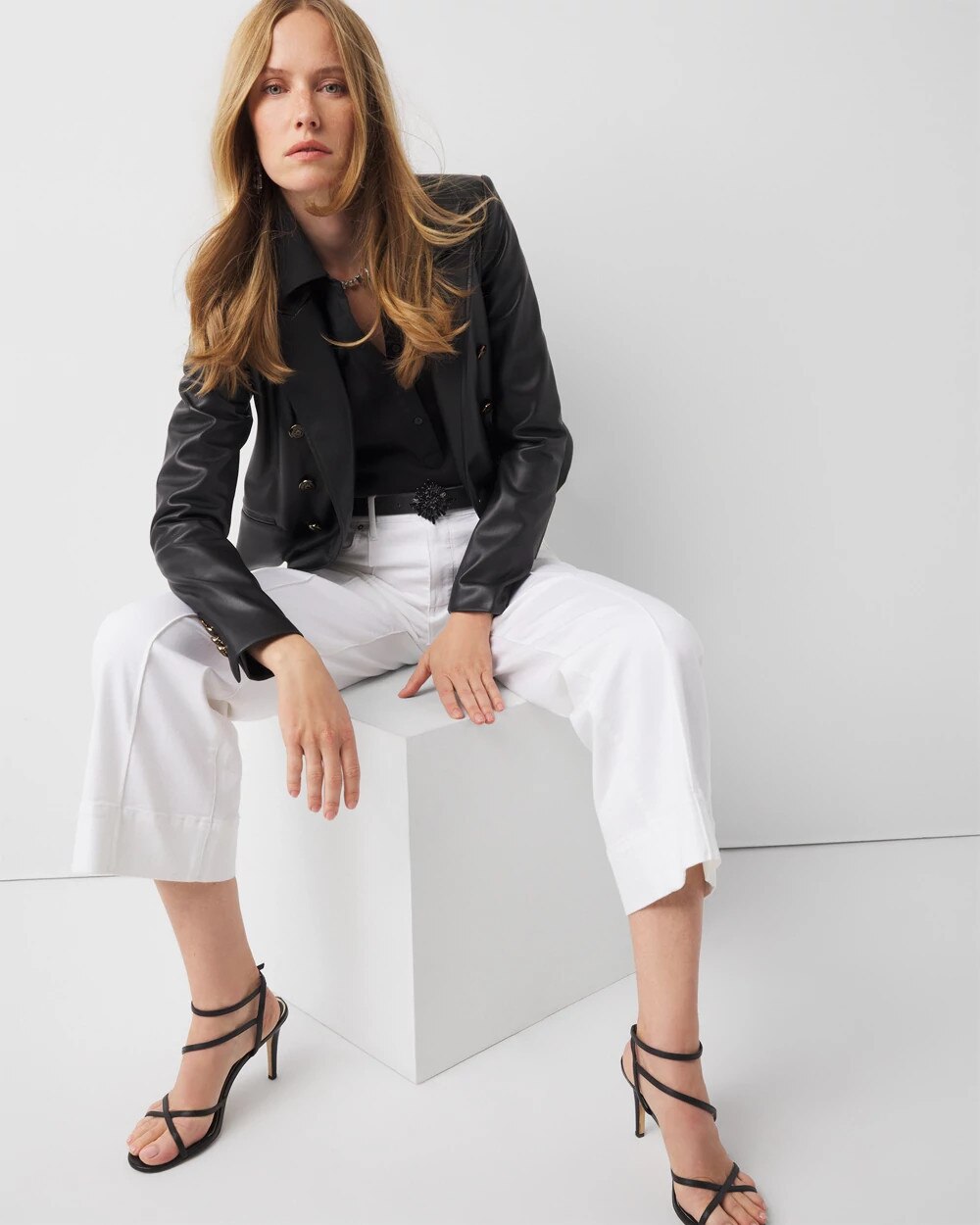 WHBM_Seamed20Wide20Leg20Crop_570380084_WHT000100_OF_MAIN-1.jpeg