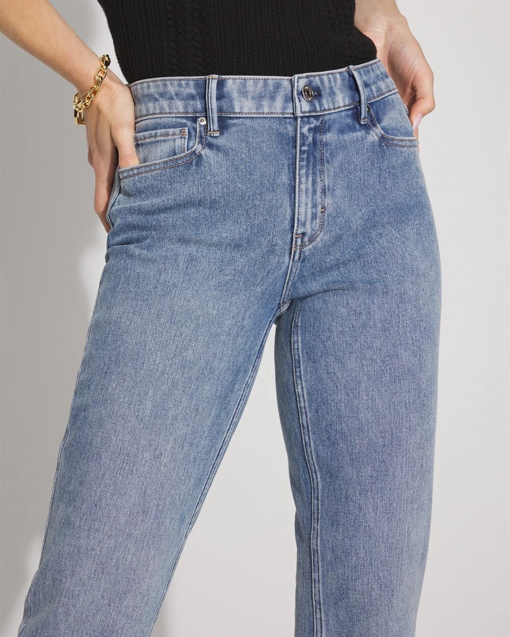WHBM_Slim20520Pocket_570393391_BLU007015_OF_ALT202.jpeg