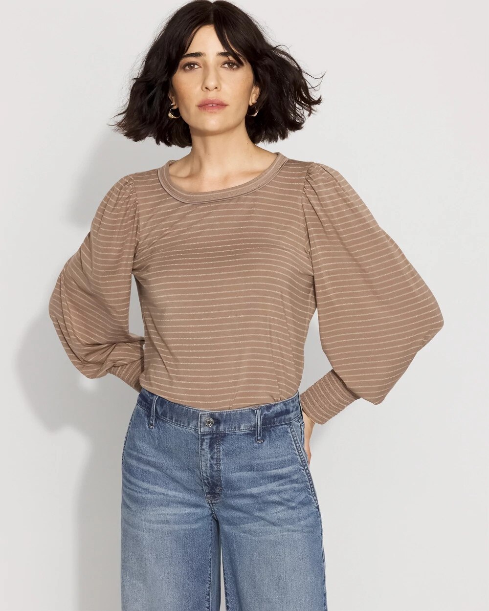 WHBM_Smocked20Cuff20LS20Tee_570395325_BLK007023_OF_MAIN-1.jpeg