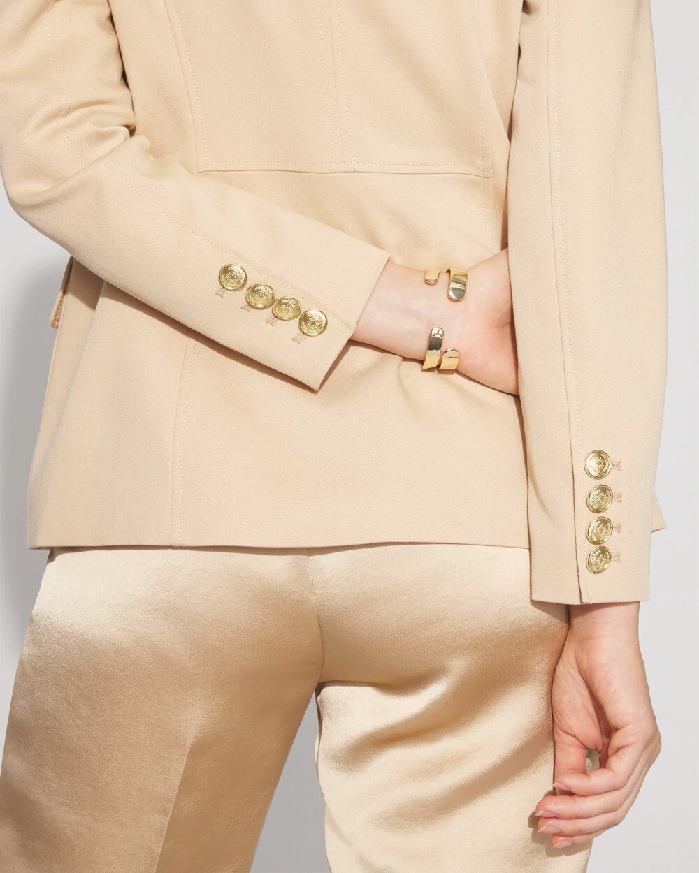 WHBM_Utility20Jacket_570394347_NEU006839_OF_ALT202.jpeg