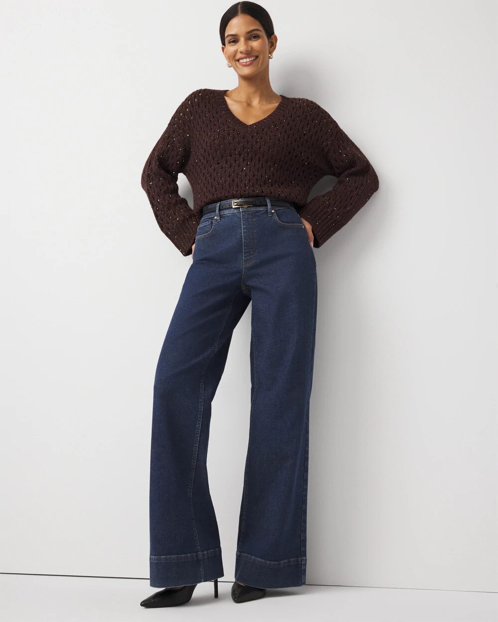 WHBM_Vnk20Open20Stitch20Sequin20PO_570402069_BRN007319_OF_ALT201.jpeg