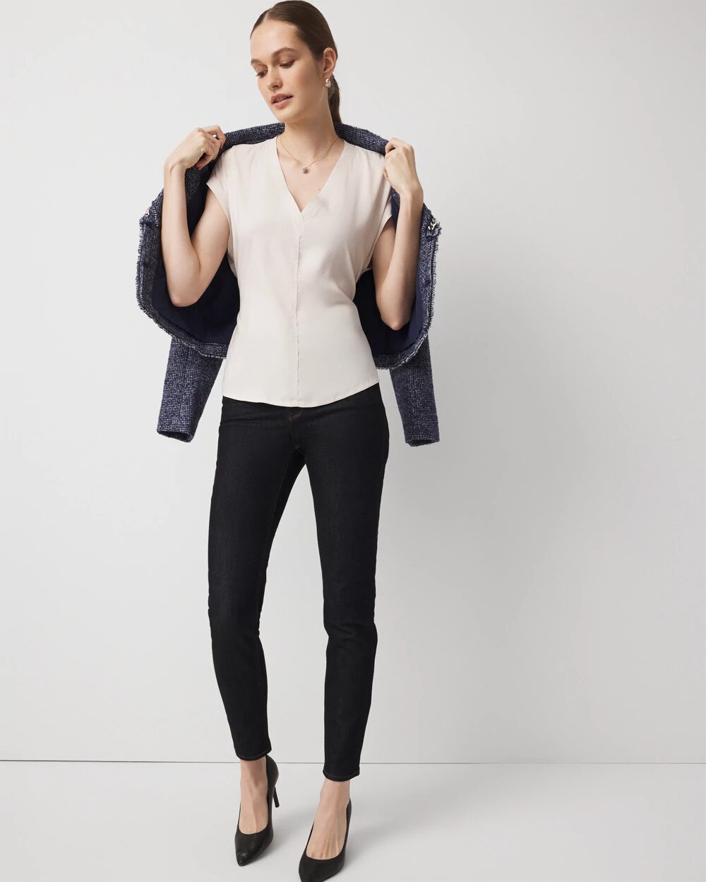 WHBM_Vnk20Tie20Back20Satin20Top_570404004_NEU001586_OF_ALT201.jpeg