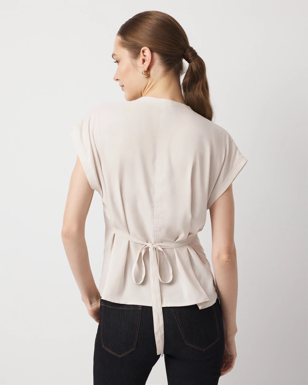 WHBM_Vnk20Tie20Back20Satin20Top_570404004_NEU001586_OF_ALT203.jpeg