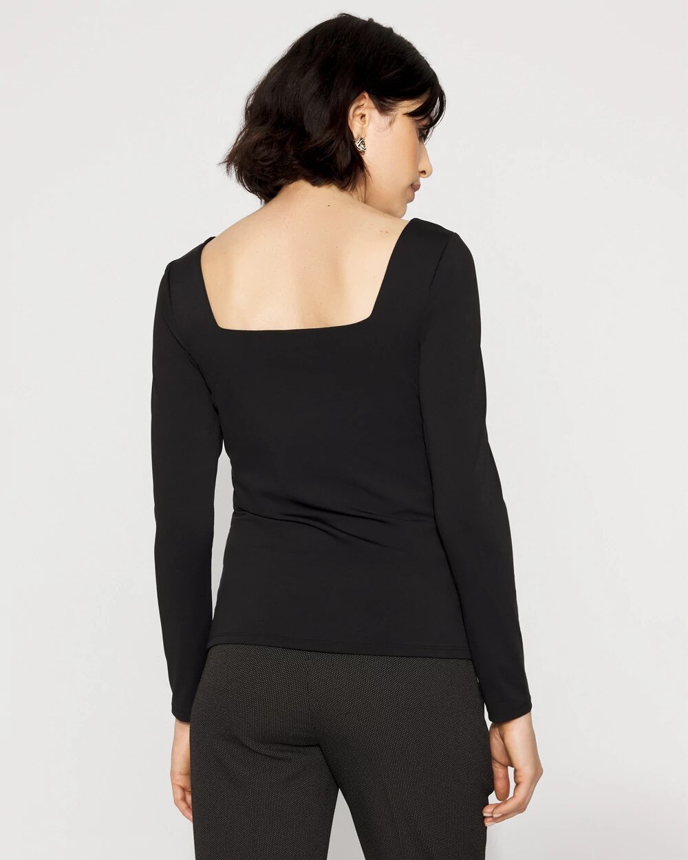 WHBM_WHBMFORME20Hvy20LS20Sq20Nk_570396829_BLK000001_OF_ALT203.jpeg