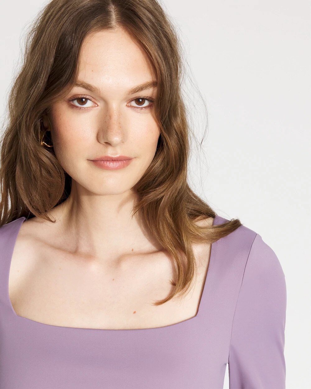 WHBM_WHBMFORME20Hvy20LS20Sq20Nk_570396846_PRP006991_OF_ALT202.jpeg