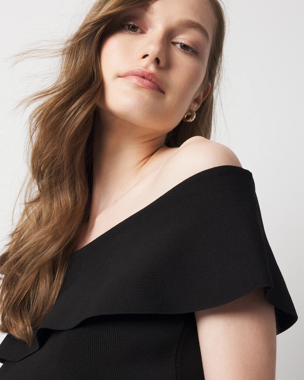 WHBM_WHBMFORME20OTS20Sweater_570390311_BLK000001_OF_ALT202-1.jpeg