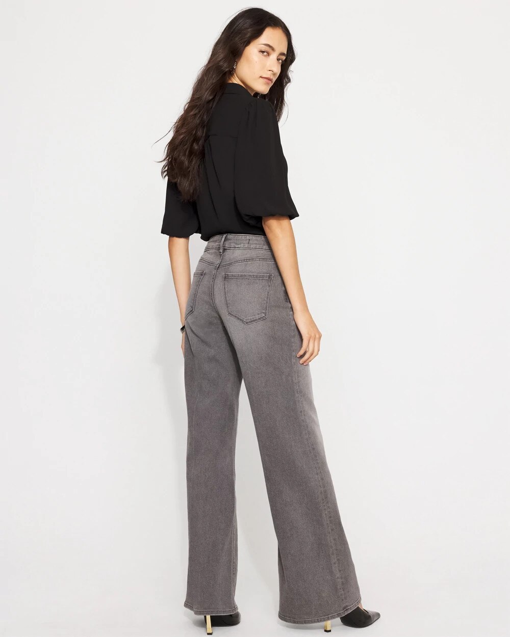 WHBM_Wide20Leg20520Pocket_570400550_GRY007237_OF_ALT201-1.jpeg